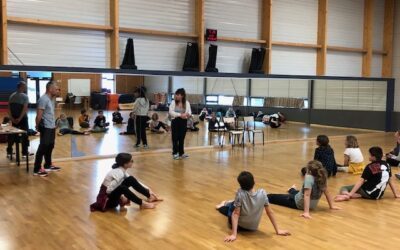 LES 6F S’INITIENT A LA DANSE URBAINE